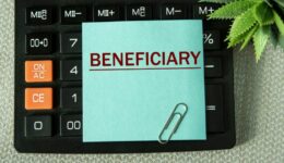 Who Gets Life Insurance If the Beneficiary Is Dead?