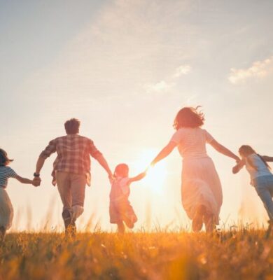 How to Choose the Right Life Insurance Policy for Your Family