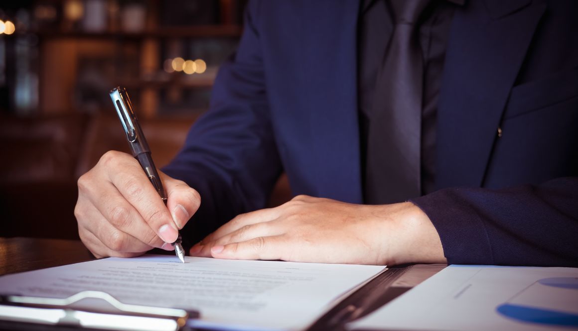 Pros and Cons of Whole Life Insurance